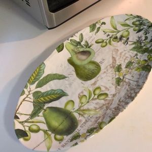 New green fun serving dish. Open to all offers